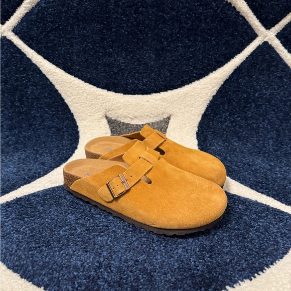 Birkenstock Shoes - Birkenstock Boston Clog Suede Sandal Dark Mink Women’s Size 7 8 or 9